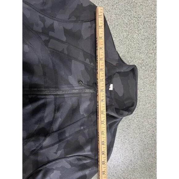 Lululemon Define Jacket Heritage 365 Camo Deep Coal Women Size 10 Full Zip - Picture 9 of 12
